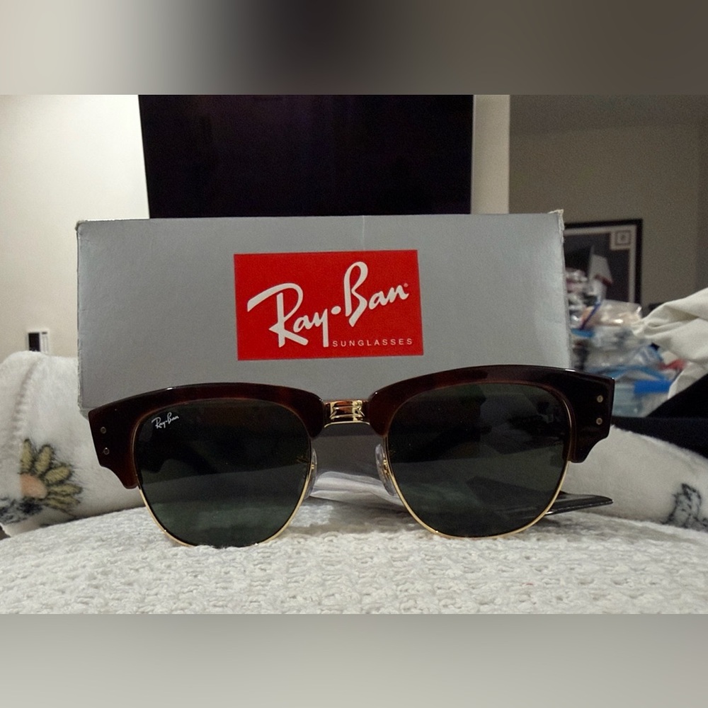 Authentic Ray Ban Polarized Mega Clubmaster Tortoise and Gold Sunglasses